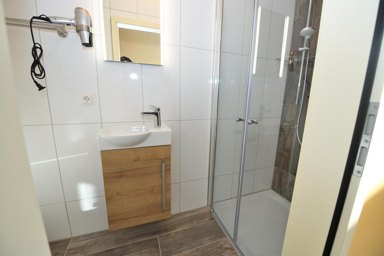Boardinghouse Am Welzbach Apartamento Gau-Algesheim Exterior foto